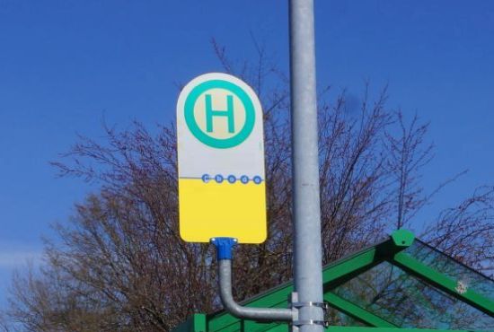 Schild Bushaltestelle