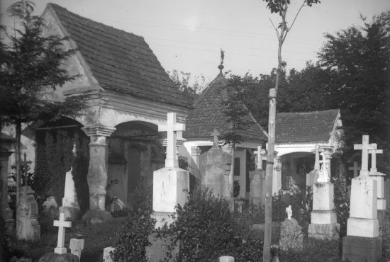100 Jahre alter Friedhof