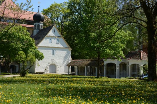 Alter Gottesacker im Sommer