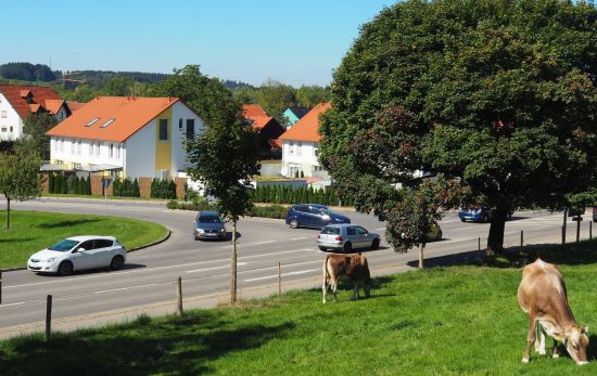 Kreuzung am Südring mit viel Verkehr