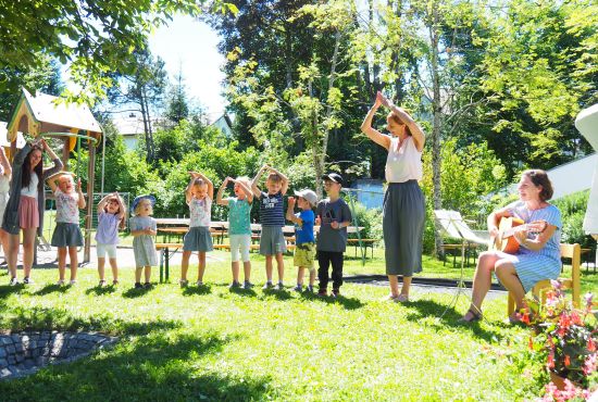 Kinder singen