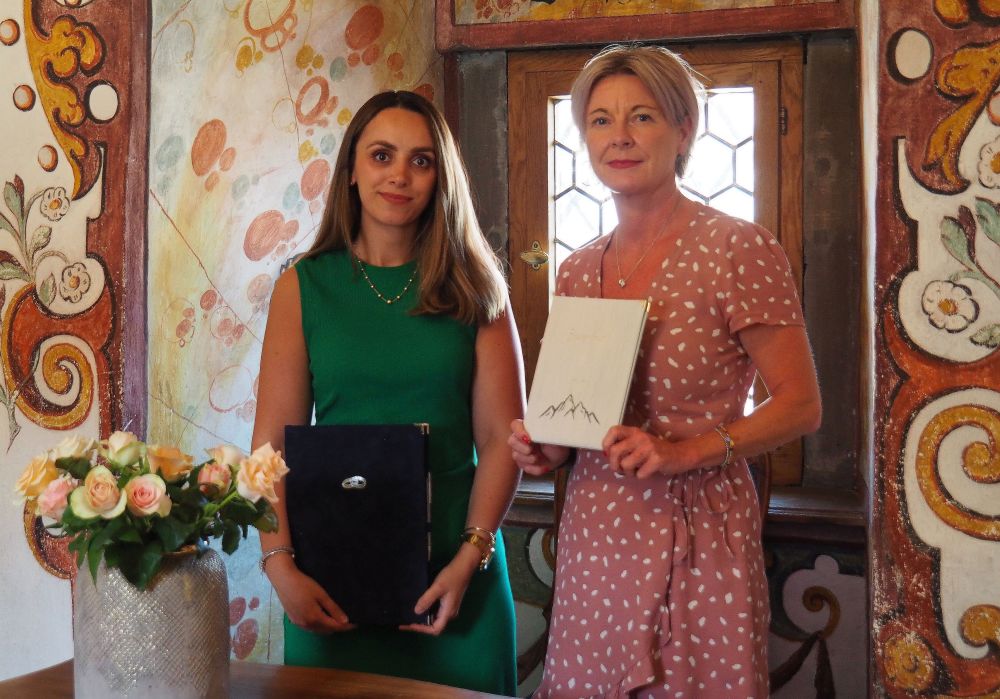 Standesbeamtinnen Anette Aschenbrenner und Gentela Imeri