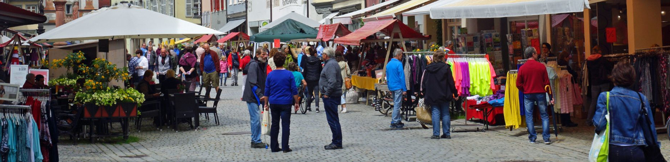 Händlerflohmarkt in der Altstadt