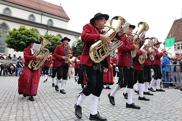 Ein Ausschnitt aus einer Musikkapelle.