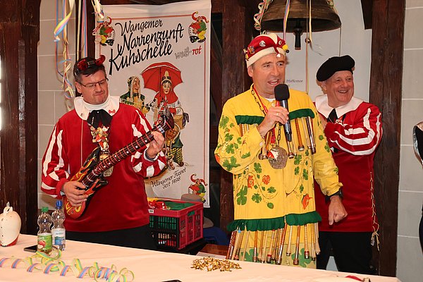 OB Lang leitet die Zunftrat-Rocker an!