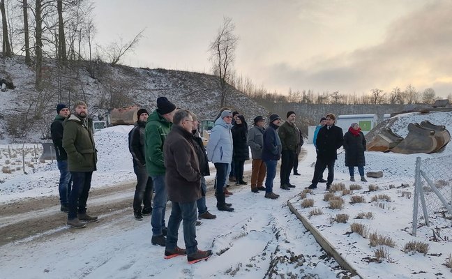 Eine Gruppe auf dem Gelände der Landesgartenschau