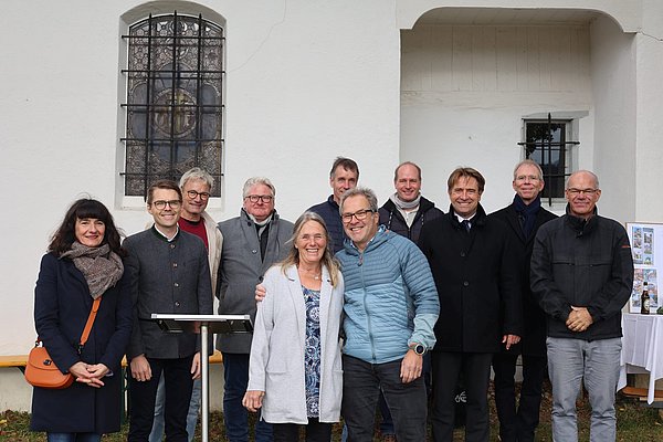 Eine Gruppe Menschen.