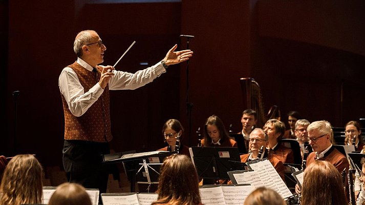 Musikdirektor Tobias Zinser ist seit 25 Jahren bei der Stadt Wangen. 