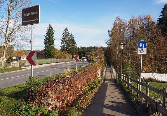 Brücke Herfatz und Fußgängerbrücke