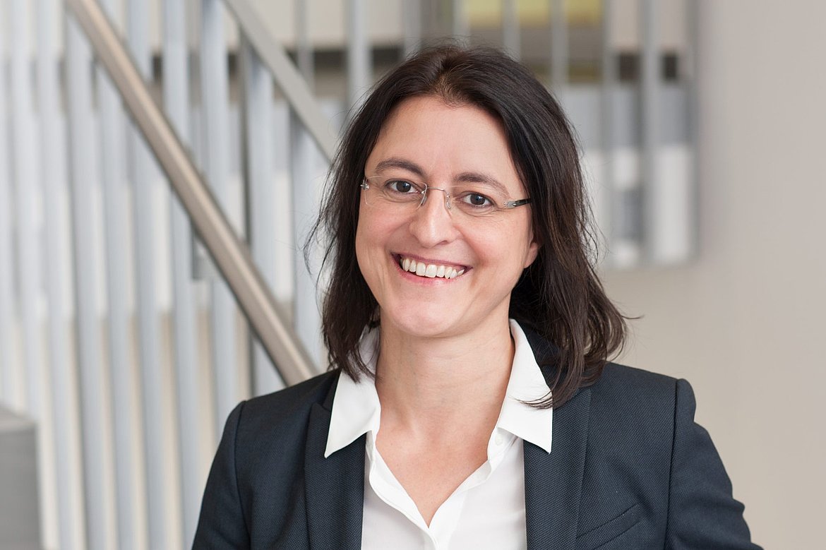 Eine lachende Frau 