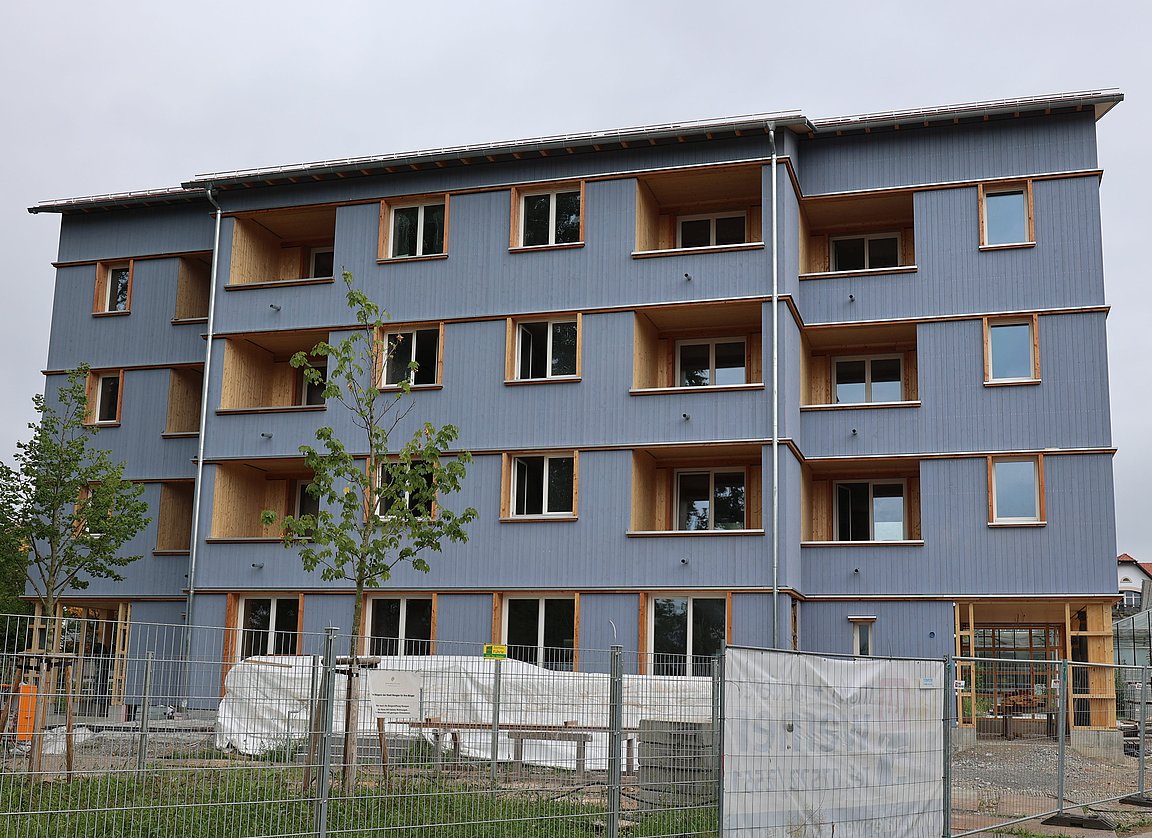 Das Haus der Bürgerstiftung von Süden. Man sieht die Loggen.
