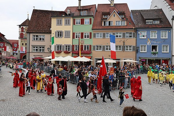 Gruppe in Türkischen Gewändern
